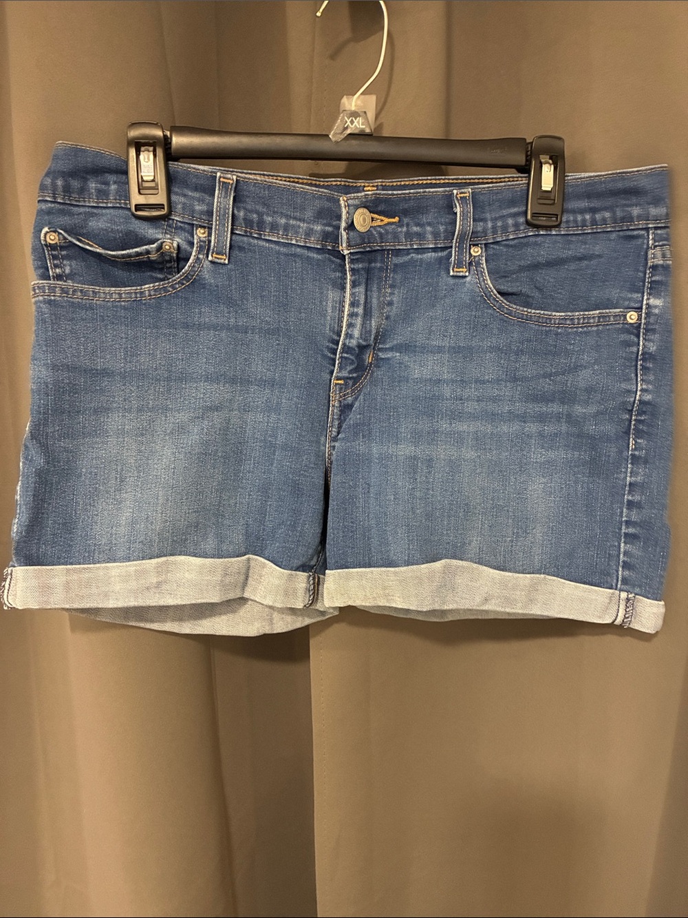 Levi's Mid-Wash Rolled Cuff Denim Shorts - Blue